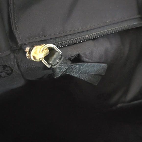 Packable Ella Tote Nylon Black Laptop Travel Bag - Picture 6 of 10